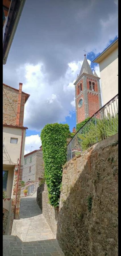 Casa Vacanze Vicolo Della Luna Ambra Buitenkant foto